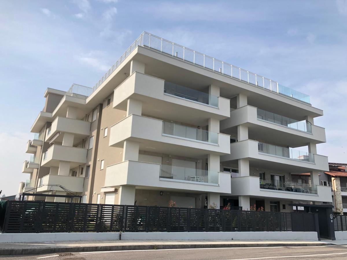 Opalia Residence - Stella Garda Lake Lifestyle Пескьера-дель-Гарда Экстерьер фото