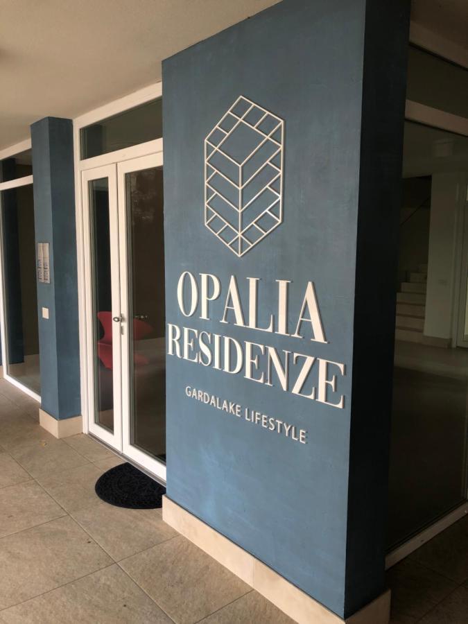 Opalia Residence - Stella Garda Lake Lifestyle Пескьера-дель-Гарда Экстерьер фото