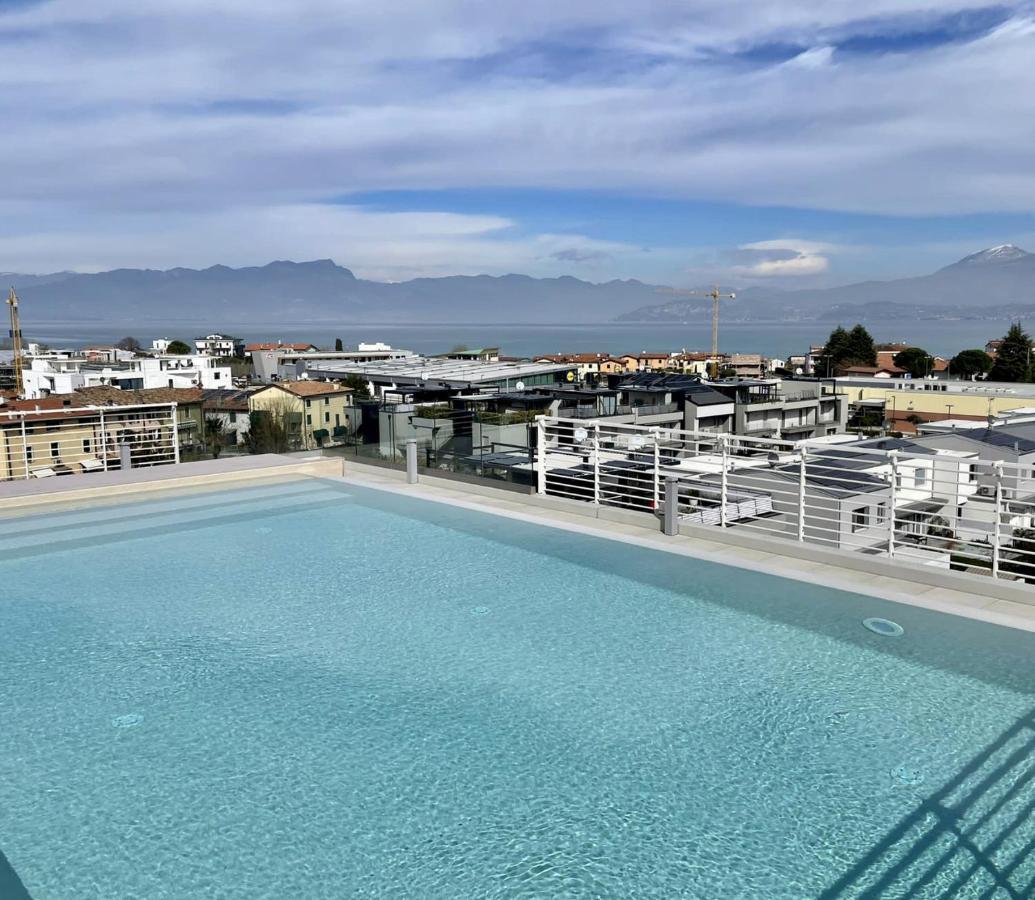 Opalia Residence - Stella Garda Lake Lifestyle Пескьера-дель-Гарда Экстерьер фото